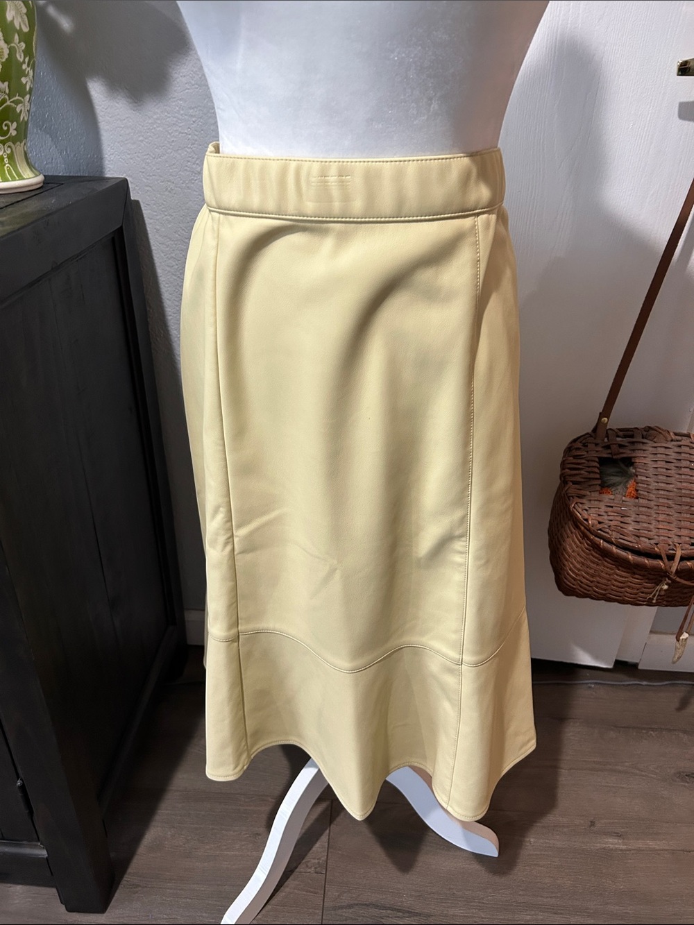 J. Jill Soft Lemon/butter Midi A-Line Skirt